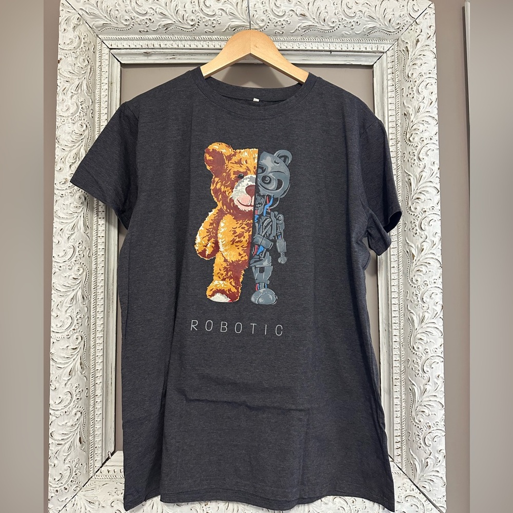 Robotic Bear T-shirt. Cute tee!  ❣️